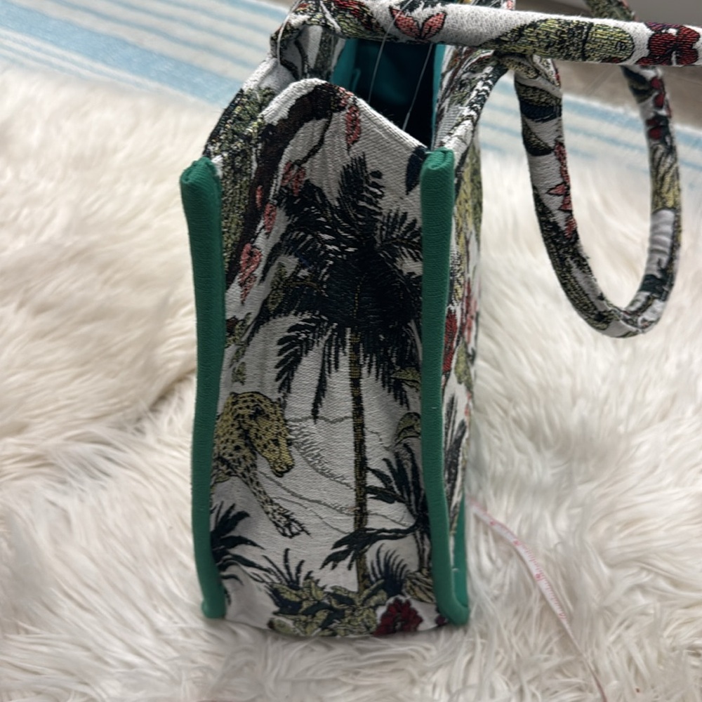 America & Beyond Safari Embroidered Tote Bag - Multicolor - Picture 7 of 12